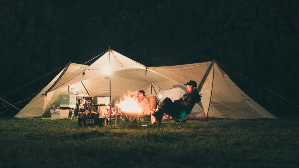 キャンプ焚き火